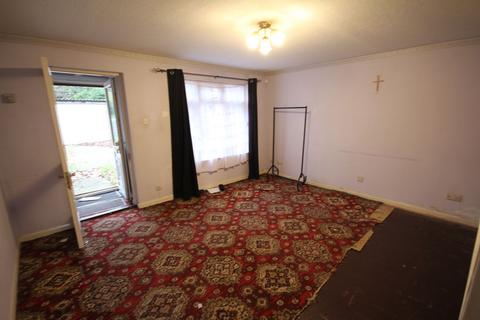 undefined, Pendula Drive, Hayes, UB4