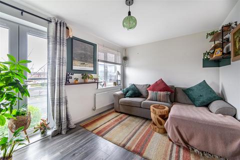 3 bedroom townhouse for sale, Sir Bobby Robson Way, Great Park, NE13