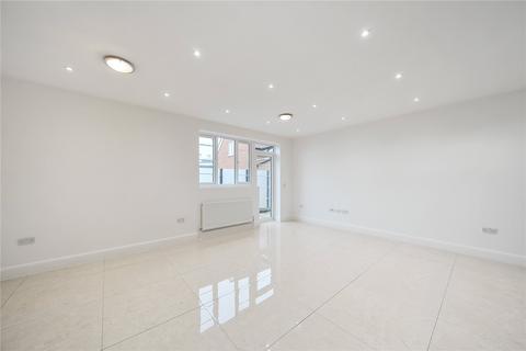 undefined, Bathurst Walk, Iver, Buckinghamshire