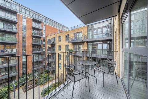 2 bedroom flat to rent, Heritage Walk, Kingston upon Thames, KT1
