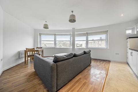 1 bedroom flat to rent, London Road, Kingston Upon Thames, Surrey, KT2