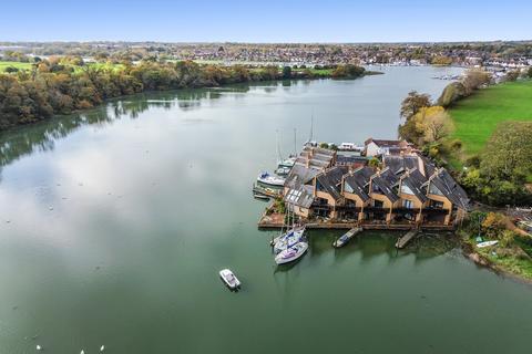 SWAN QUAY, FAREHAM