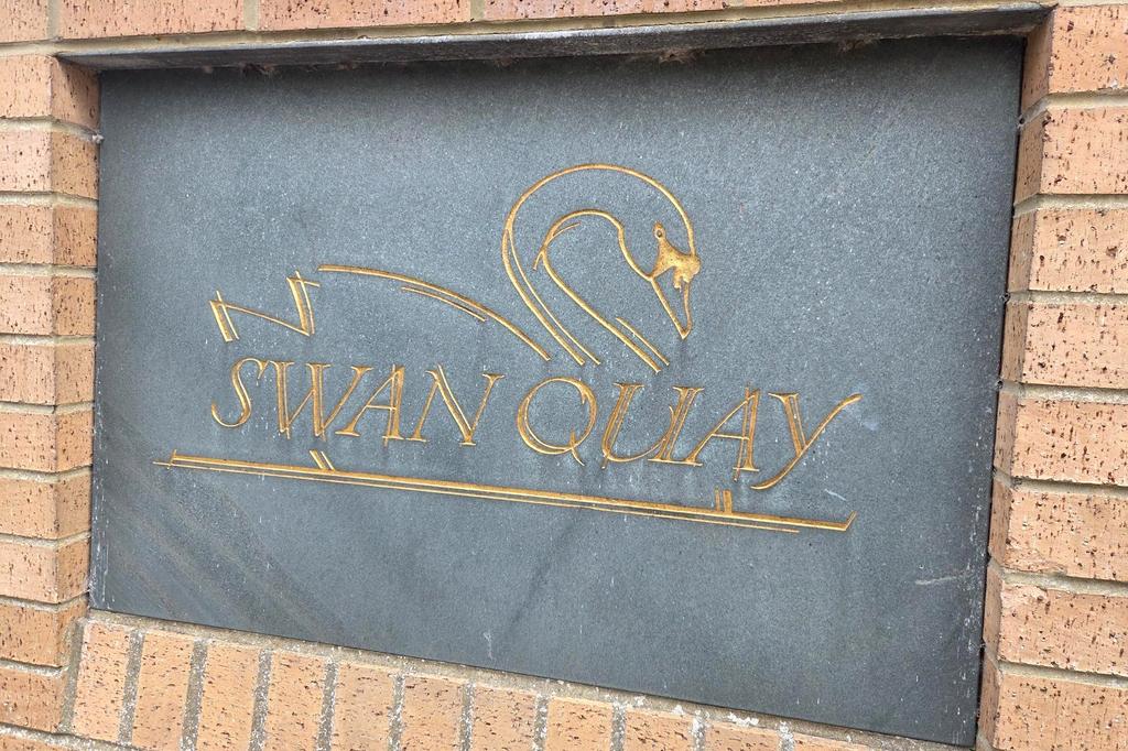 Plaque