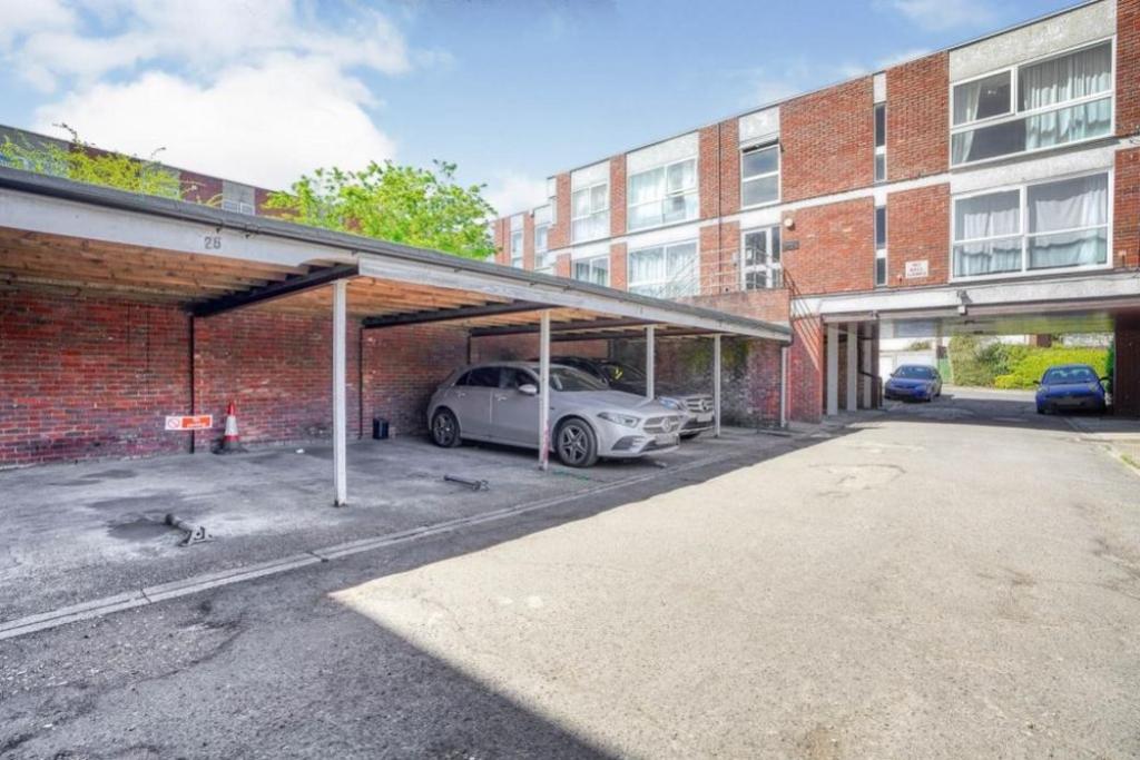 Car port