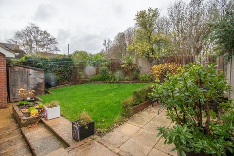 4 bedroom detached house for sale, Golding Close, Loughborough