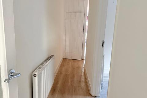 1 bedroom flat for sale, Bloxhall Road, London E10