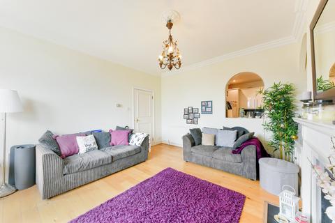 undefined, Thornton Hill, London SW19
