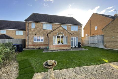 undefined, Siskin Close, Rugby