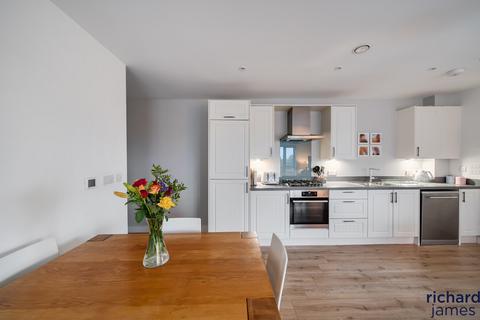 2 bedroom coach house for sale, Collins Road, Marlborough Park, Swindon, SN3