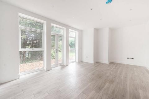 3 bedroom flat for sale, 102 West End Lane, Pinner HA5
