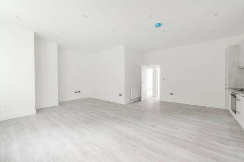 2 bedroom flat for sale, 102 West End Lane, Pinner HA5