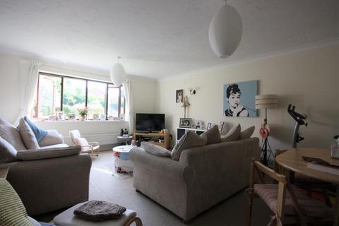 undefined, Upper Edgeborough Road, Guildford GU1