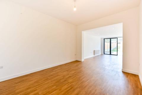 undefined, Wightman Road, Harringay, London, N4