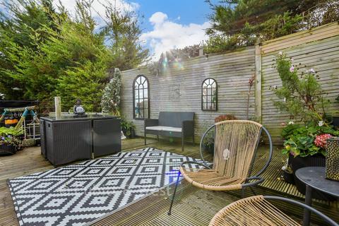 4 bedroom detached bungalow for sale, Deneside, Brighton BN1