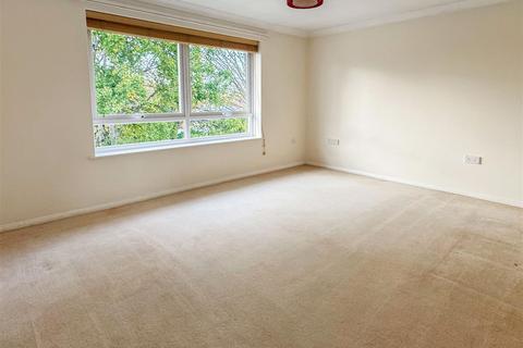 undefined, Church Street, Littlehampton BN17