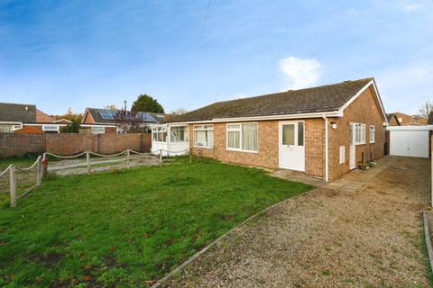 2 bedroom semi-detached bungalow to rent, Goosander Close, King's Lynn PE31