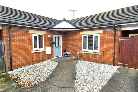 undefined, Walkers Close, Shefford SG17