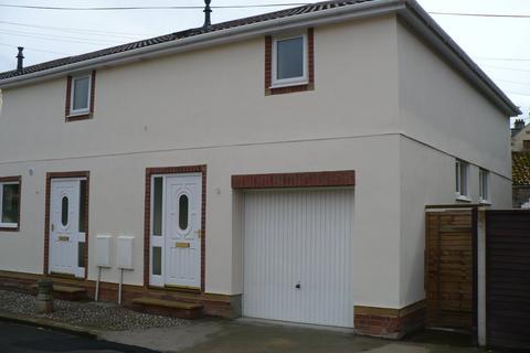 3 bedroom semi-detached house to rent, Hall Terrace, Burnham On Sea, TA8