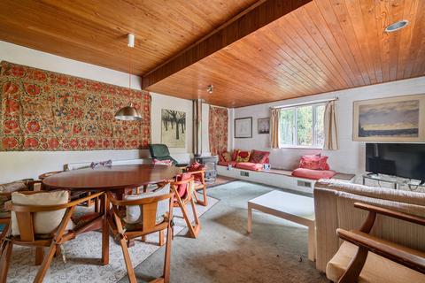 4 bedroom detached house for sale, Farnham Lane, Haslemere, Surrey, GU27