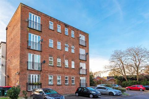 2 bedroom flat for sale, Bawtry Road, Doncaster