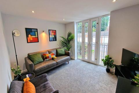 2 bedroom flat for sale, Bawtry Road, Doncaster