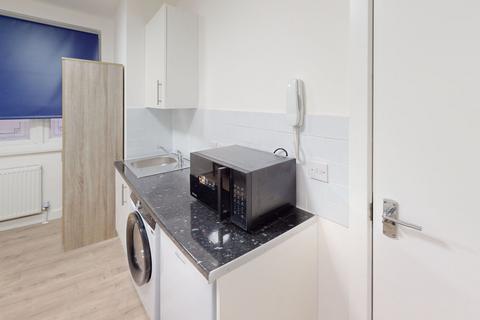 undefined, Glenister Park Road, London - SW16