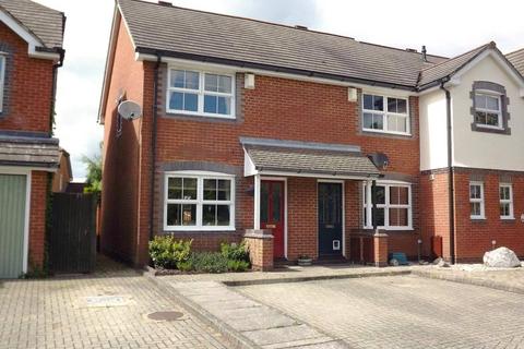 2 bedroom end of terrace house to rent, Browning Road, Fleet GU52