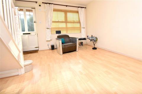 2 bedroom end of terrace house to rent, Browning Road, Fleet GU52