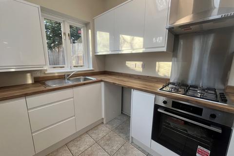 2 bedroom end of terrace house to rent, High Street, Collingtree, NN4 0NE