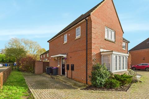 3 bedroom semi-detached house for sale, Kingfisher Drive, Market Rasen, LN8