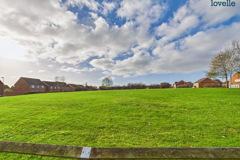 3 bedroom semi-detached house for sale, Kingfisher Drive, Market Rasen, LN8