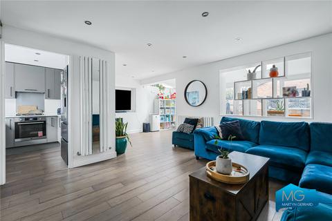 3 bedroom end of terrace house to rent, Marshalls Close, New Southgate, London, N11