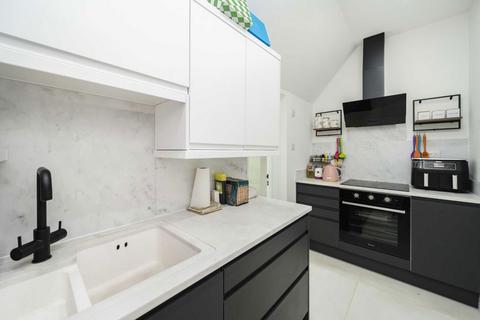 undefined, Kew Road, Richmond TW9