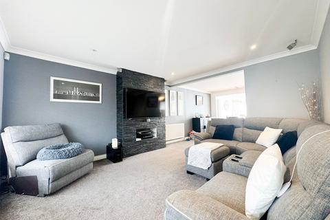 4 bedroom semi-detached house for sale, Manor Road, Benfleet, SS7