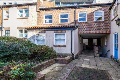 2 bedroom flat for sale, Taylors Court, Monk Street, Newcastle upon Tyne