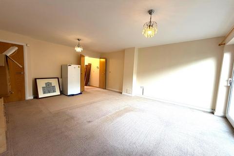 undefined, Elderberry Way, E6