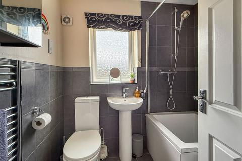 4 bedroom detached house for sale, Ironstone Close, Telford TF2