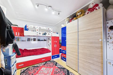 4 bedroom semi-detached house for sale, Portland Crescent, Middlesex HA7