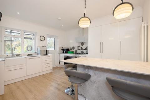 undefined, Hillside, Horsham, RH12