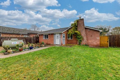 5 bedroom detached bungalow for sale, Low Lane, Rockland All Saints