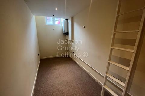 2 bedroom flat to rent, Artizan Road, Northampton, NN1 4HS