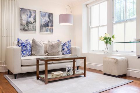 1 bedroom flat to rent, Kensington Gardens Square, London W2