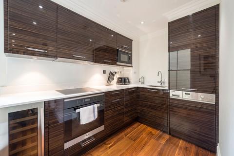 1 bedroom flat to rent, Kensington Gardens Square, London W2