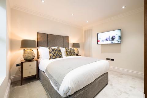 1 bedroom flat to rent, Kensington Gardens Square, London W2