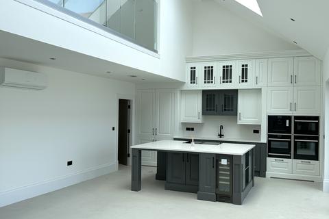 4 bedroom duplex for sale, 179 Marine Drive, Rhos On Sea LL28