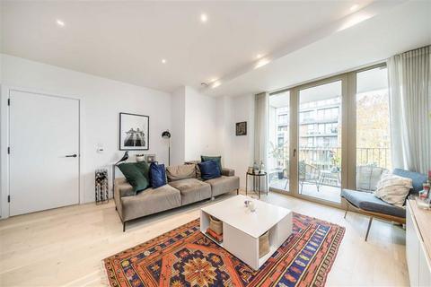 2 bedroom flat for sale, Balham High Road, London SW17