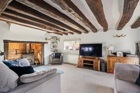 3 bedroom detached house for sale, Brook Street, Edlesborough, Buckinghamshire