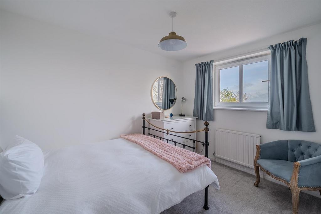 57 Oaklands View-1.jpg