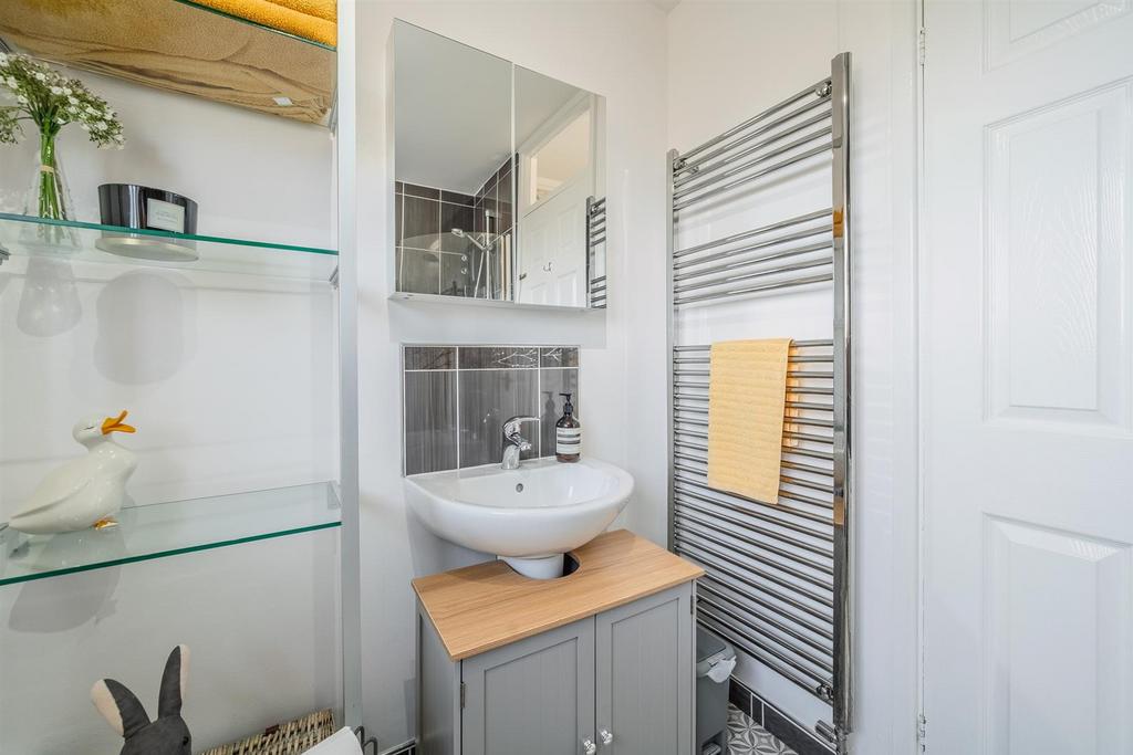 57 Oaklands View-8.jpg