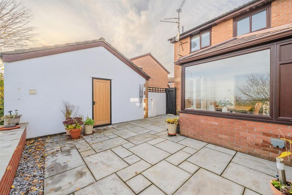 57 Oaklands View-21.jpg